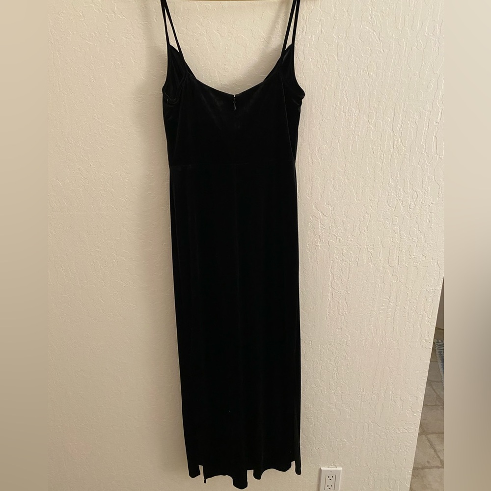 Taylor - Black Velvet Shift Dress - SZ 6